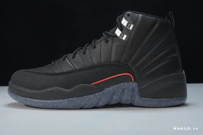 12 UTILITY JORDAN BLACK AIR 1025